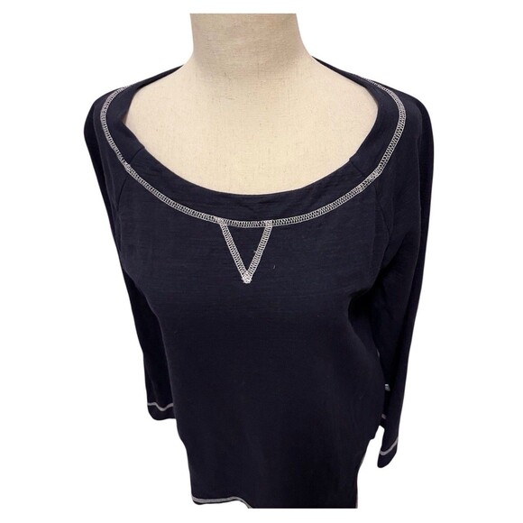 T by Talbots Womens Medium UPF 50+ Blue And White Pullover TEE SHIRT Nautical - Picture 6 of 8